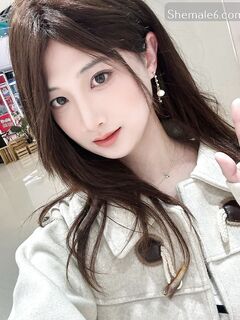 Suki Trans Porn Pic 3