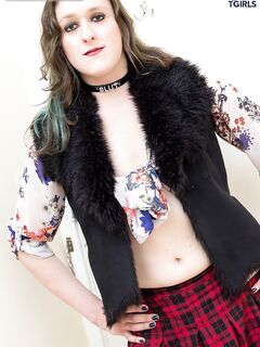UK Tgirls Lilifer Wild