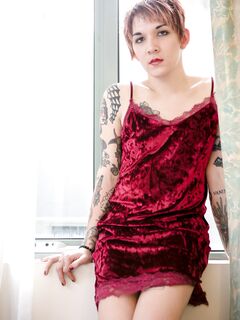 Femout River Has Fun With Her Dildo