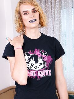 Femout Meet Grooby Newbie Livy Aubergine