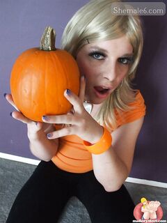 Mallorys Feet 020